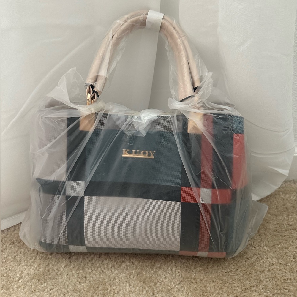 Women’s Kuoy Plaid Handbag | Brand New!